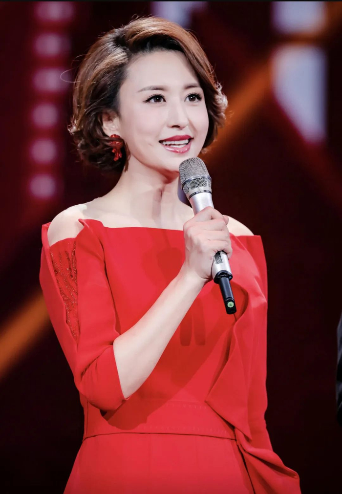 张蕾|欢乐中国行_新浪新闻