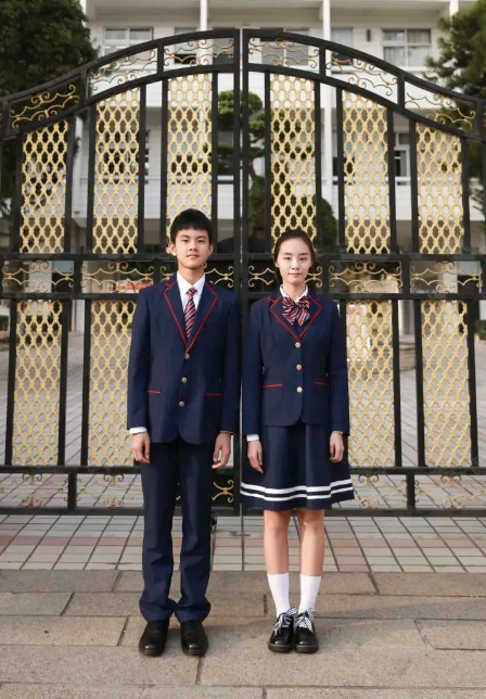 开学美育第一课,东莞学校校服现场直击|东莞中学|开学|东莞市_新浪