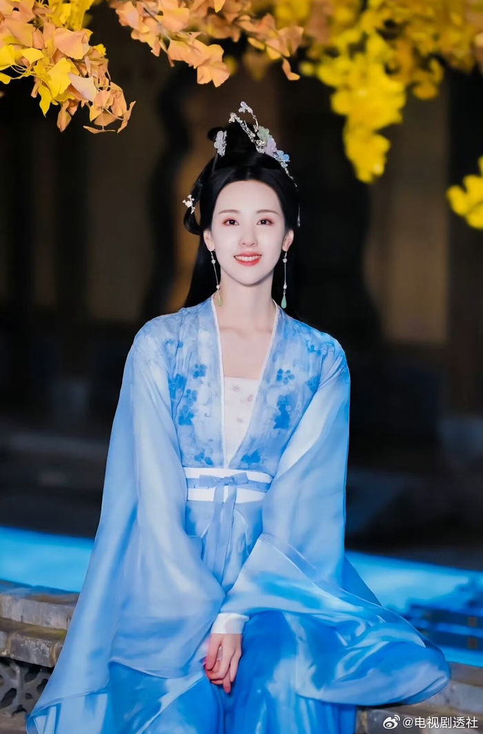 陈都灵_新浪新闻