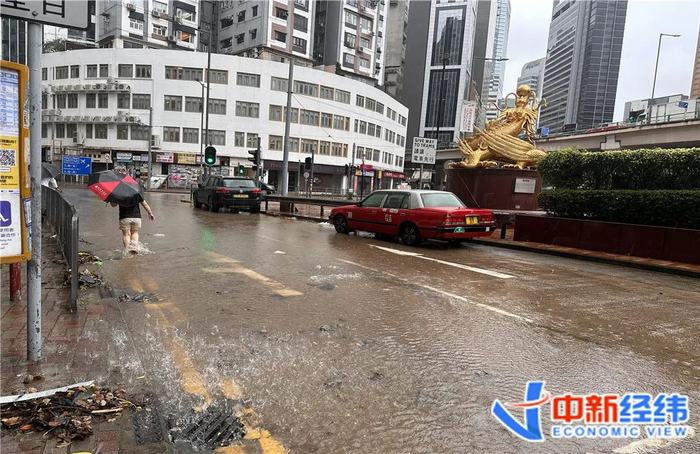 ▲9月8日上午香港街道情况。中新经纬罗琨摄