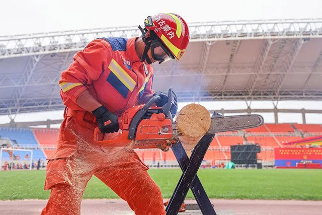 届"北疆蓝箭"后勤业务技能比武竞赛在包头市奥林匹克体育中心火力全开
