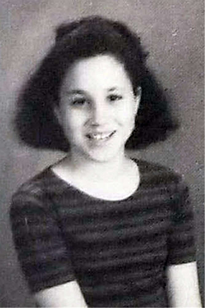 ▲小学时候的梅根，据说她在那时候就非常活泼，在每个社群都很活跃，人缘很好