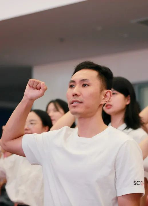 在南京市第五高级中学校长,江苏省特级教师,江苏省人民教育家培养工程