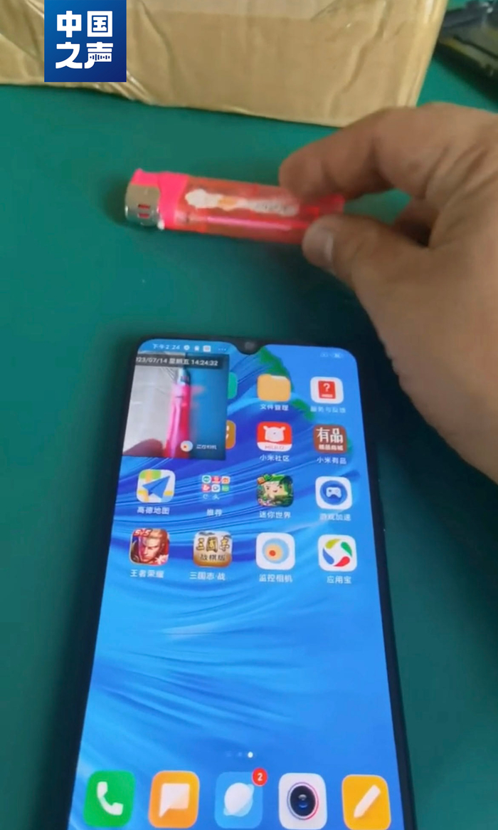 △商家演示拍摄过程