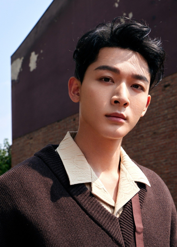 张晚意最新写真大片,好正的帅气