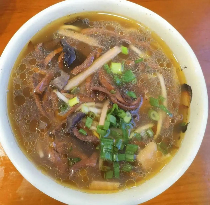 海味面,满足成都人对海的想象|成都_新浪新闻