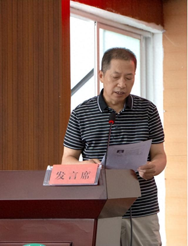 河南橘香园教育咨询有限公司总监李斌,固始县卫健委中医股股长闵军