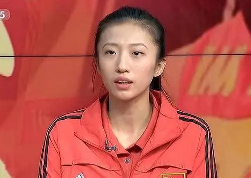 蔡斌做出正确决定恭喜中国女排恭喜朱婷张常宁她们可以安心了