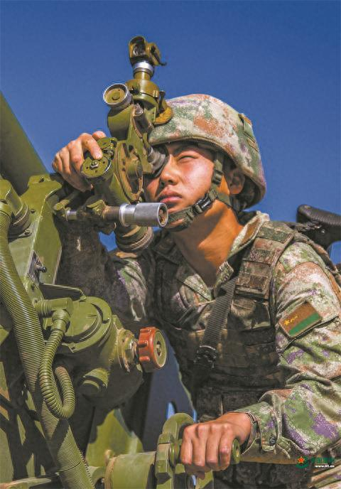 直击第82集团军某旅工兵分队扫雷实战化演练|无人机_新浪新闻