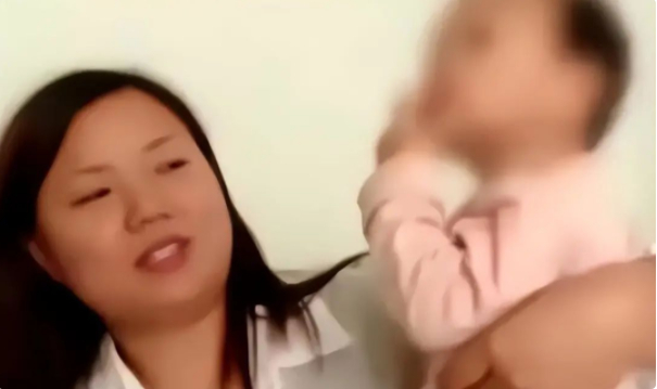 贾敏与孩子