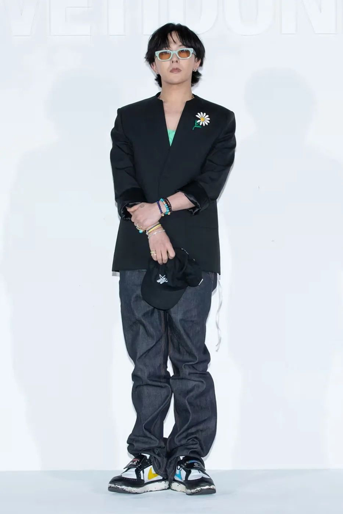 权志龙也开始发胖了故意上脚nike隐藏小雏菊联名