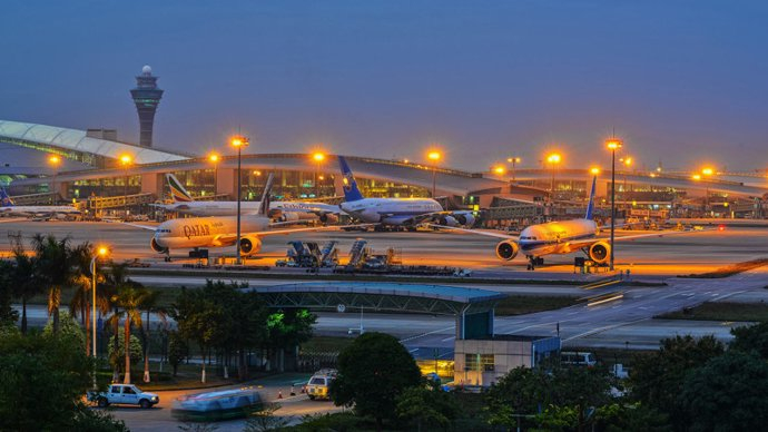 受天气影响广州白云机场启动航班大面积延误应急响应