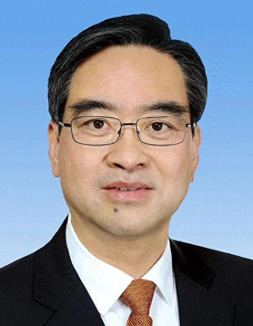 常务副省长曾赞荣再兼一小组组长