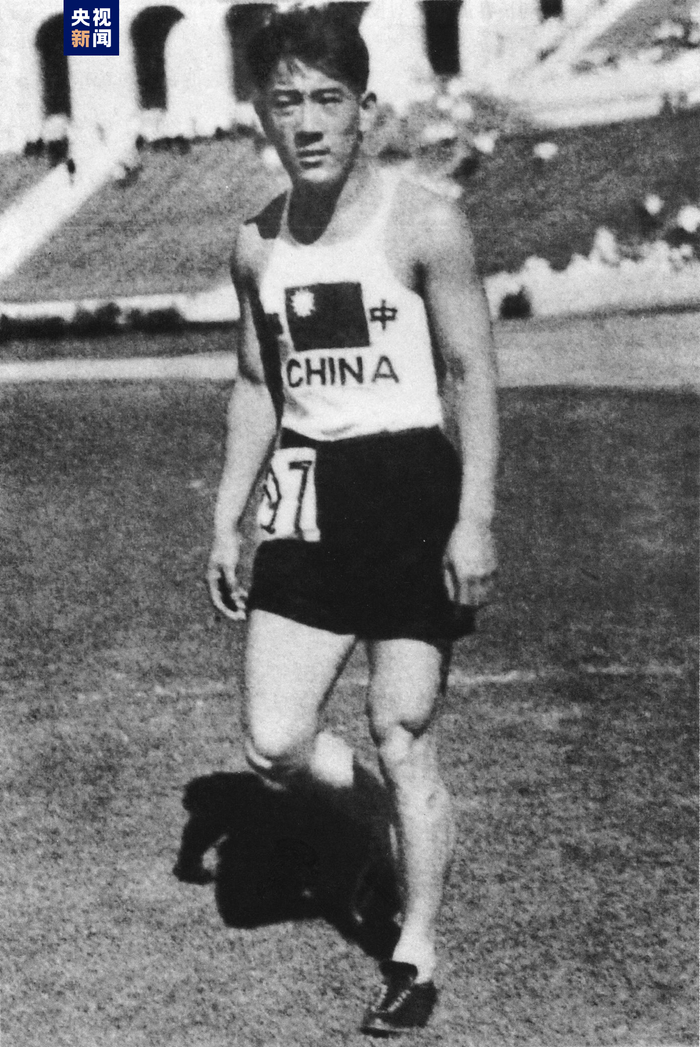 △刘长春在奥运会结束后留影