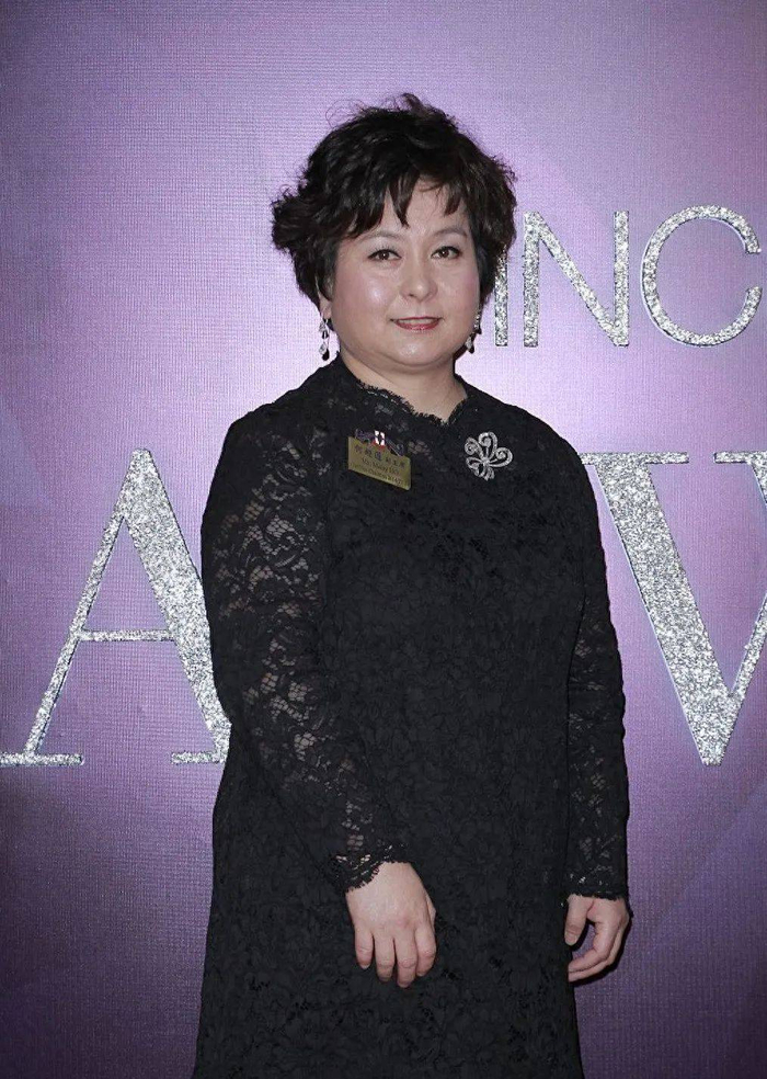 看了61岁何超琼的近照,才知道赌王的眼光有多"毒辣"