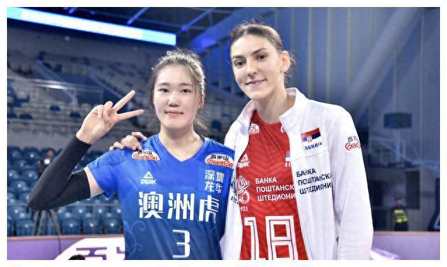 中国女排轻松3-0胜!博斯科维奇休息,古德蒂替补锻炼成功!