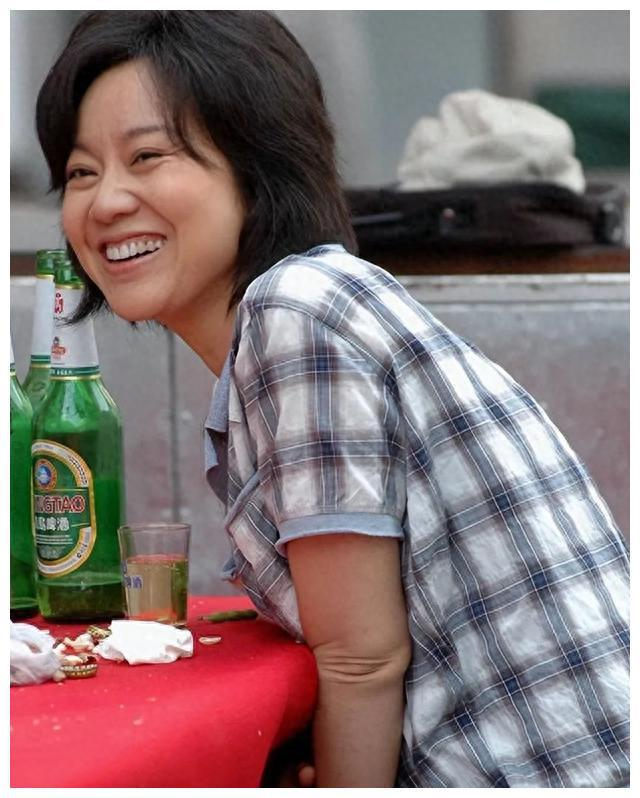 中年女星殷桃,闫妮,许晴,魅力何其出众?|殷桃|许晴|女星_新浪新闻