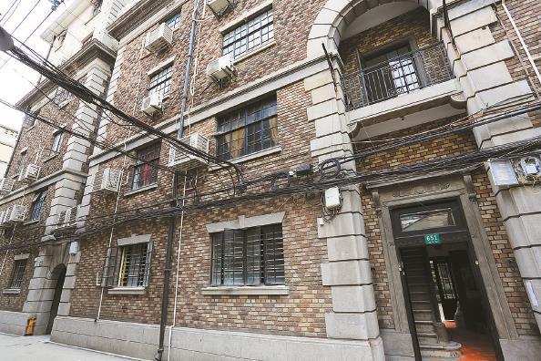             太阳公寓  读史老张  摄          