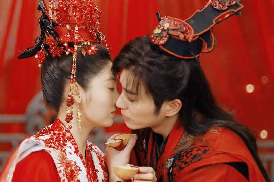 徐开骋邢菲新剧开播~两个人又从古代穿回了现代