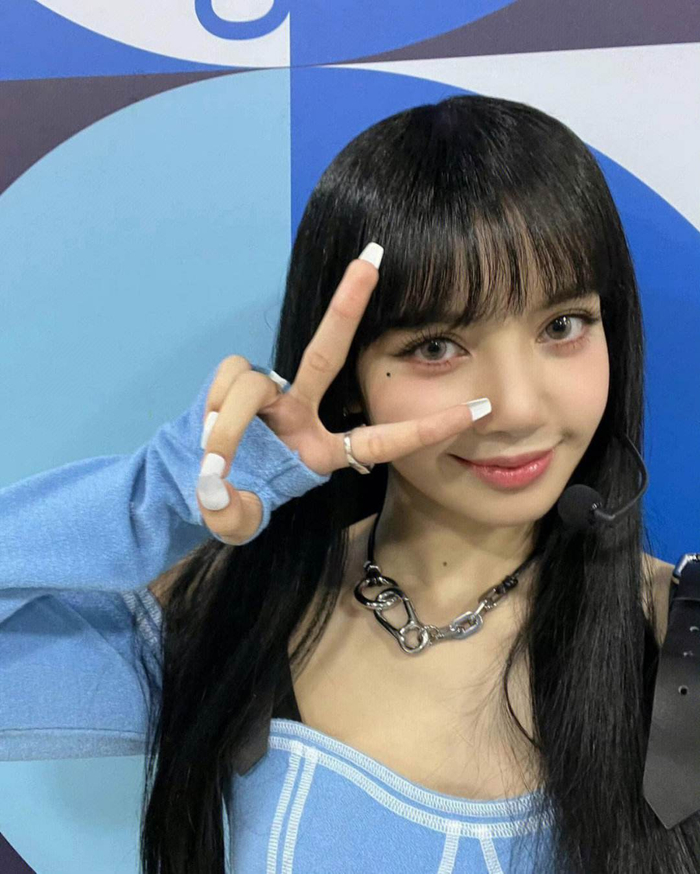 lisa演唱会哭了,blackpink抱在一起转圈,和yg续约还有转机吗__财经