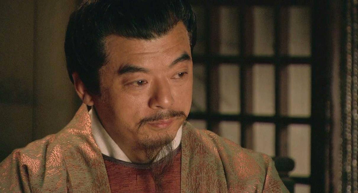 梁中书影视形象