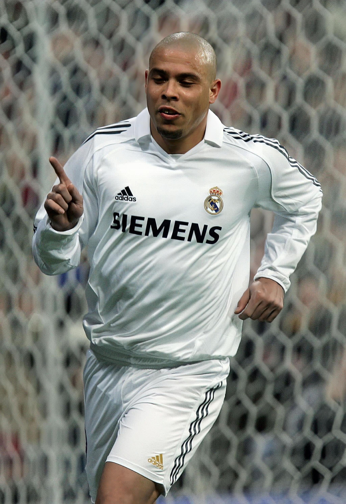 克里斯蒂亚诺·罗纳尔多|皇马|外星人_新浪新闻