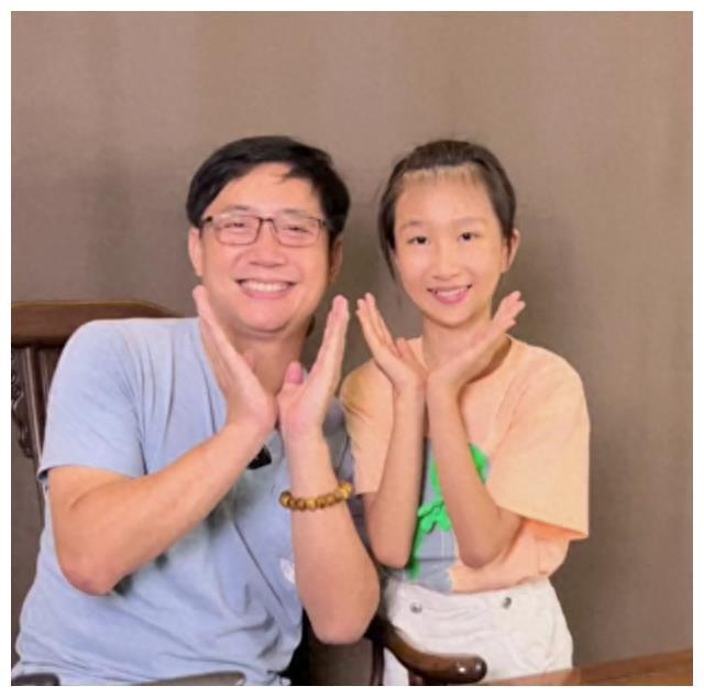 "康祈耀"彭新智如今的生活:老婆是北方人,二胎女儿十多岁|彭新智|北方