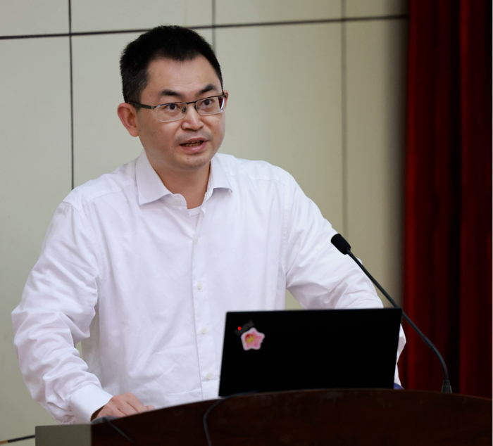 张本已任海南省人民医院院长|张本|海南省|院长_新浪新闻