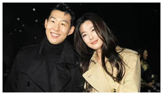 亚洲球王孙兴慜与女神全智贤同框颜值超高cp感爆棚