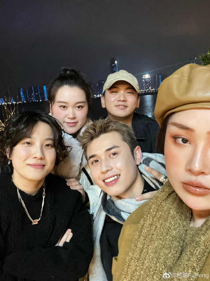 分手三年后,李佳琦的小助理过得怎么样了?