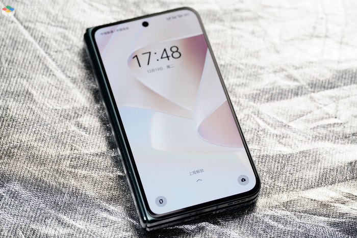 一加首款折叠屏定档但它有惊喜吗