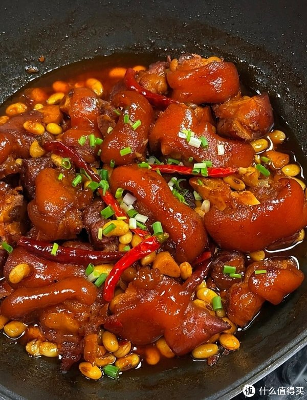 它是如何制作的?|黄豆焖猪蹄|锅|猪蹄_新浪新闻