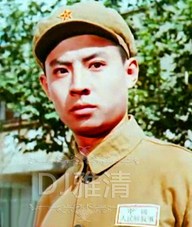 《霓虹灯下的哨兵》搬上银幕,演员全部选用前线话剧团的人马,廖有梁才