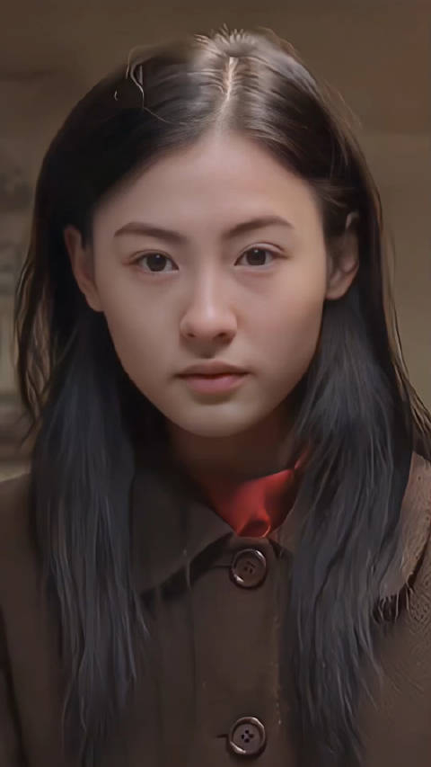 张柏芝的23岁和43岁这皮像骨太抗打了岁月不败美人