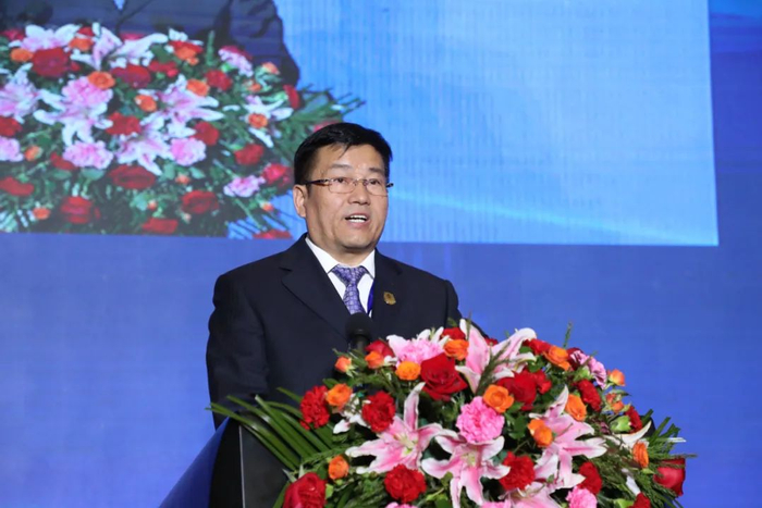 东方钽业董事长、党委书记王战宏