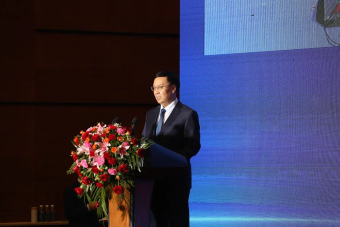 中国社会科学院学部委员、原副院长 高培勇