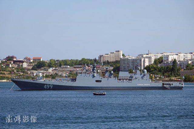 资料图：俄罗斯黑海舰队“马卡罗夫海军上将”号护卫舰。图自澎湃影像