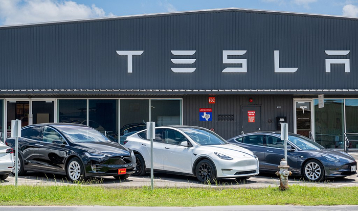 当地时间2023年5月31日，美国得克萨斯州奥斯汀，特斯拉汽车经销店