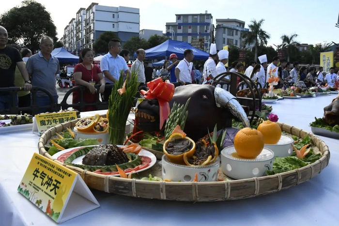 天等这场全牛美食盛宴你参加了吗