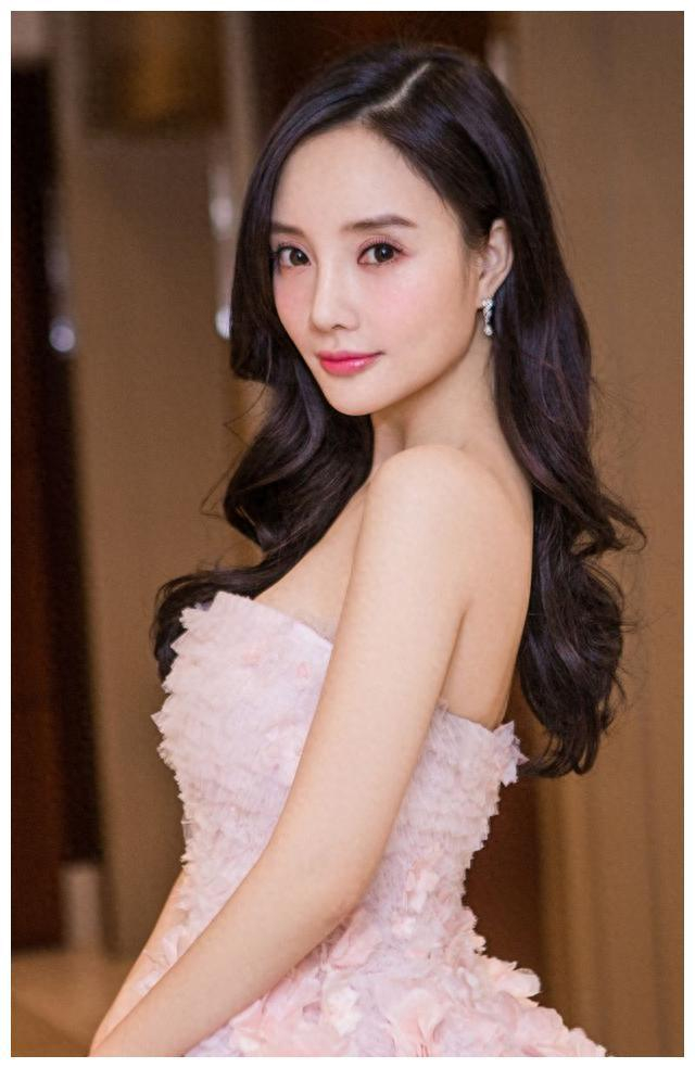 李小璐|身材|时尚界_新浪新闻