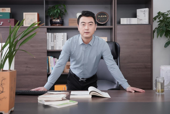 厚德载物,民族企业家刘磊树立民族奋进的旗帜