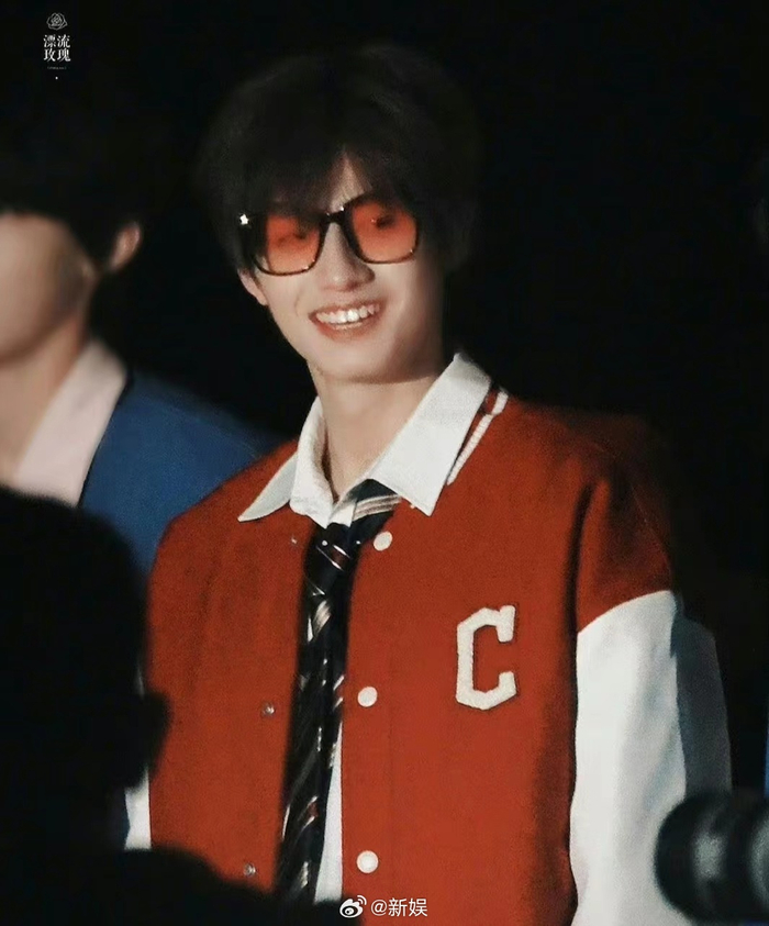 tf三代团综拍摄路透高清图96,好爱这群男高啊啊啊啊啊啊!