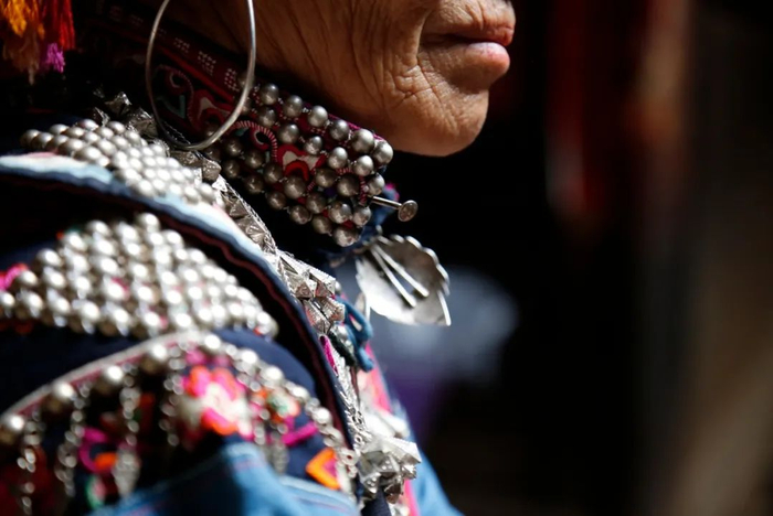 【古韵新城 水墨石屏】民俗摄影—彝族色彩|摄影_新浪新闻