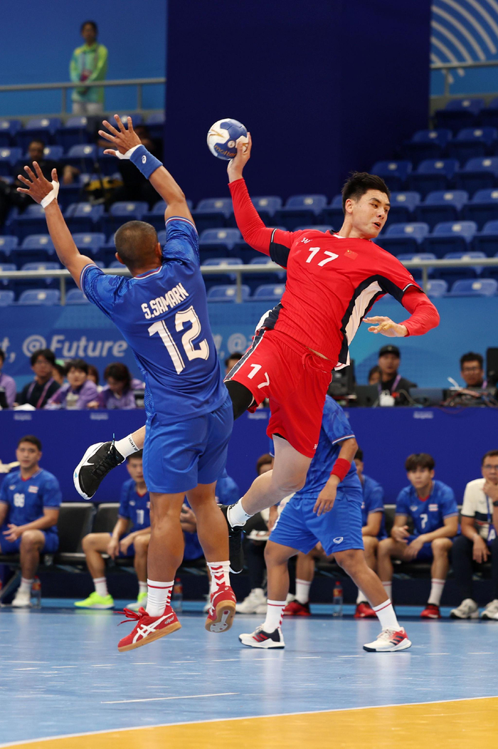 手球——男子手球:中国胜泰国