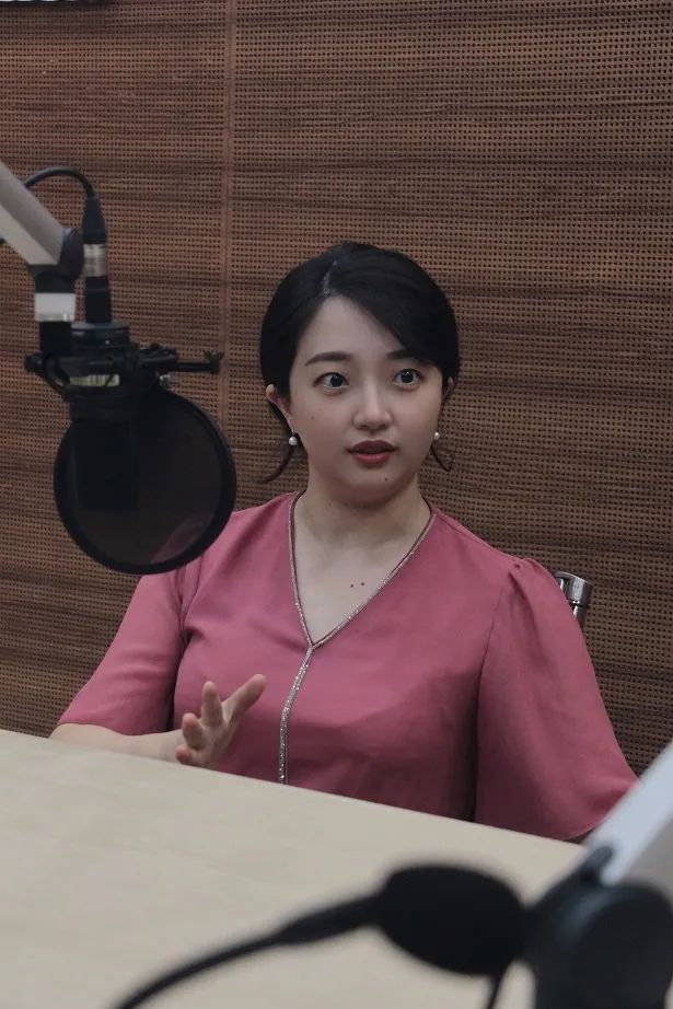 在剧中担任女高音李晶晶的是中央歌剧院独唱演员,国家一级演员,维也纳