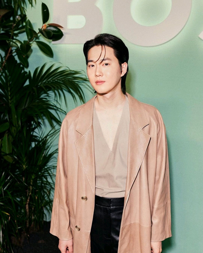 kjm230925 俊勉ins「kimjuncotton」更新一则 「」"bosses"……_新浪