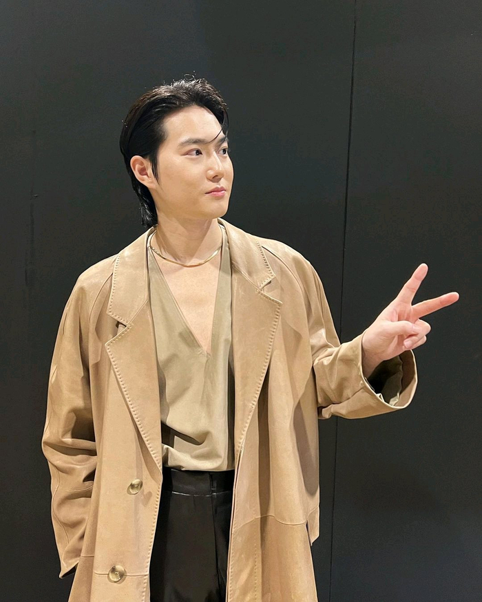 kjm230925 俊勉ins「kimjuncotton」更新一则 「」"bosses"……_新浪