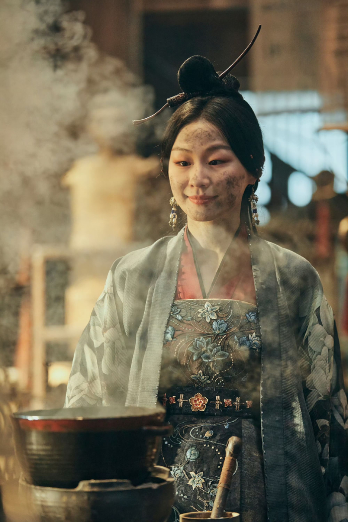 《云之羽》开播前，金靖曾担心自己在剧中的夸张表演不受认可。  受访者供图