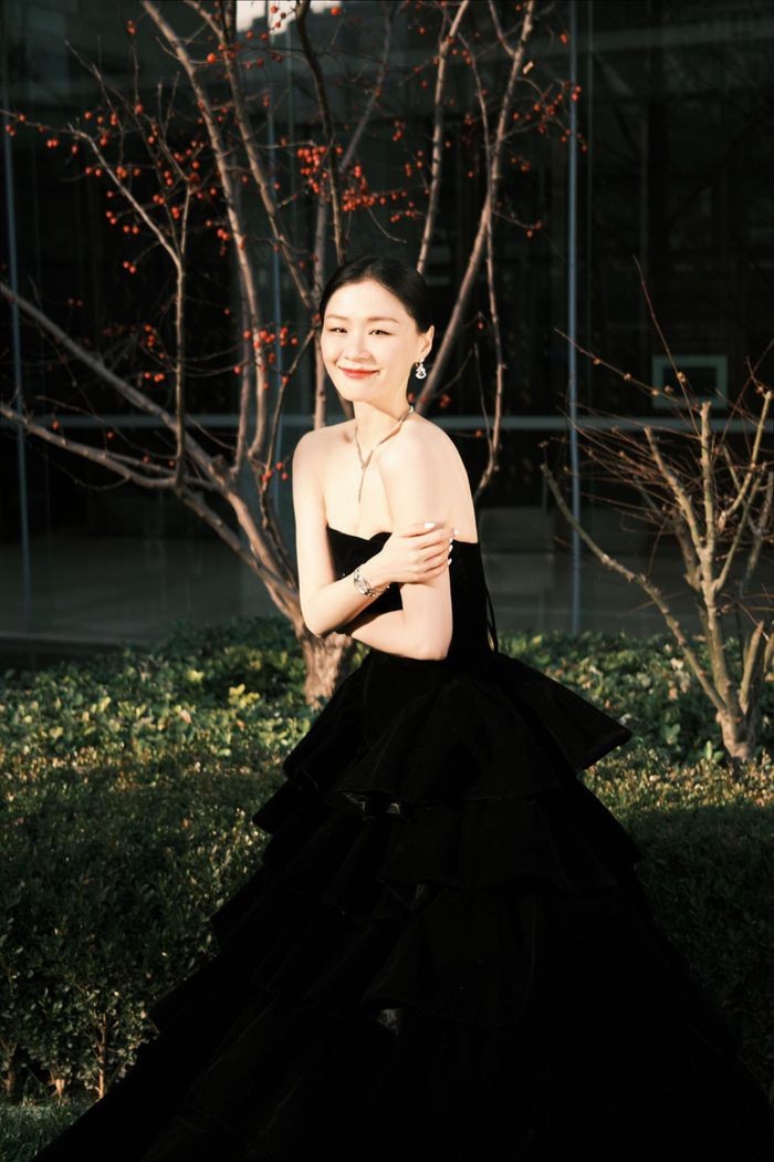 30岁后的金靖，好像才进入叛逆期，但她知道这才证明自己长大了。  受访者供图