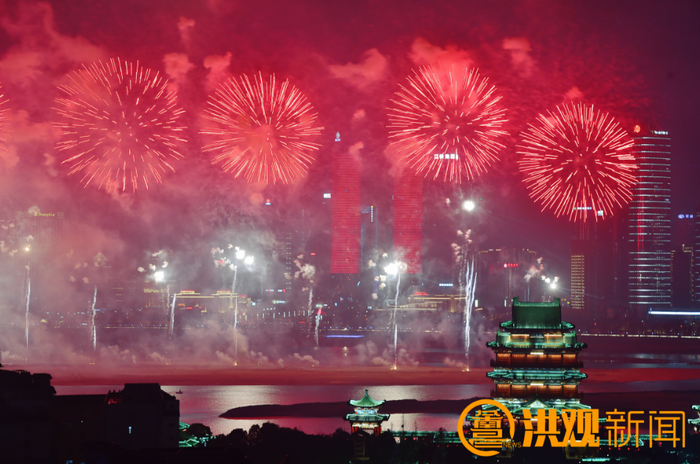 2023年南昌迎春烟花晚会现场